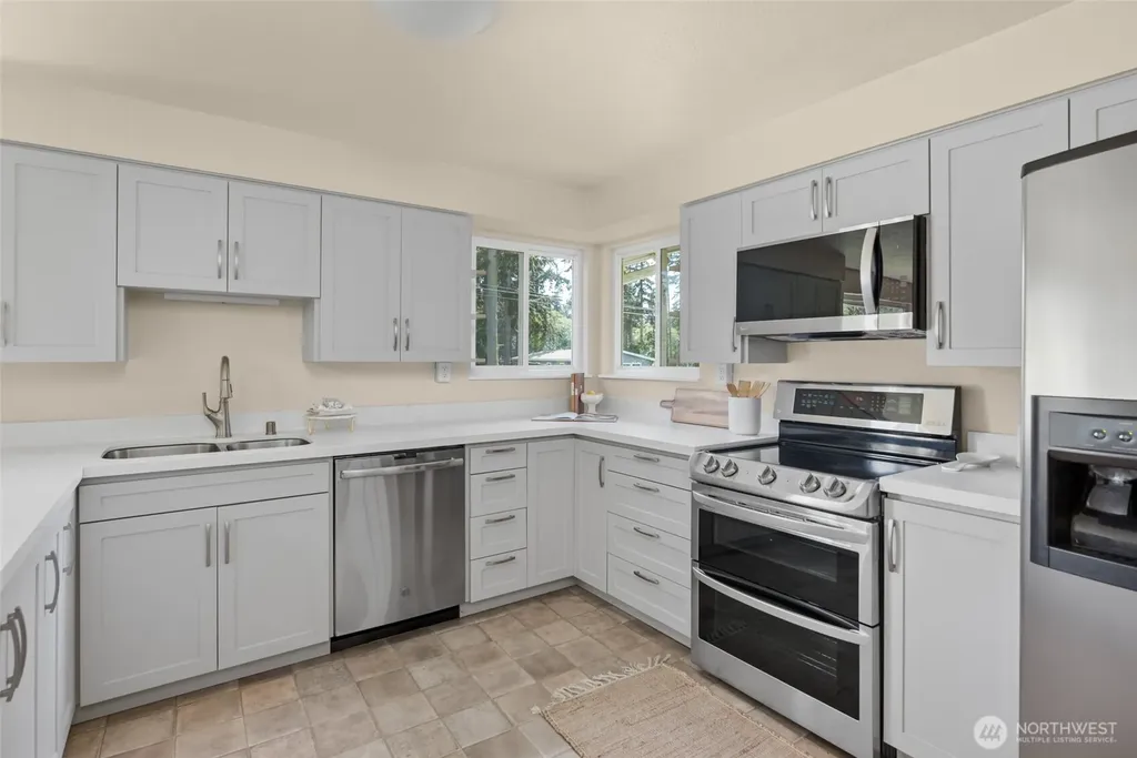 1992 Virginia Avenue Coupeville WA 98239