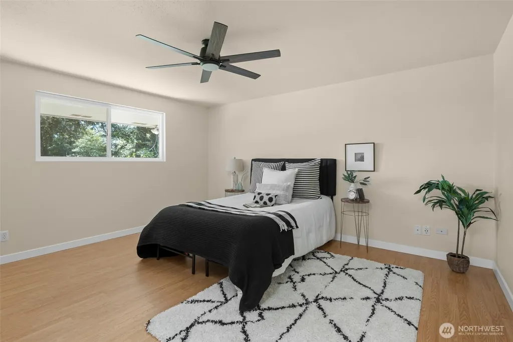 1992 Virginia Avenue Coupeville WA 98239