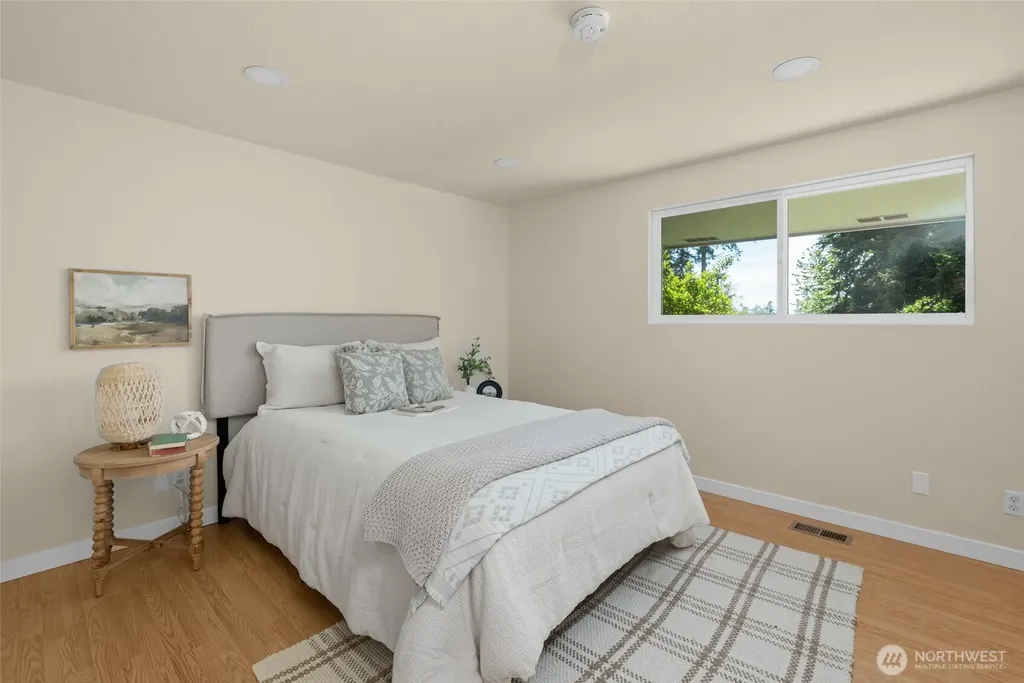1992 Virginia Avenue Coupeville WA 98239