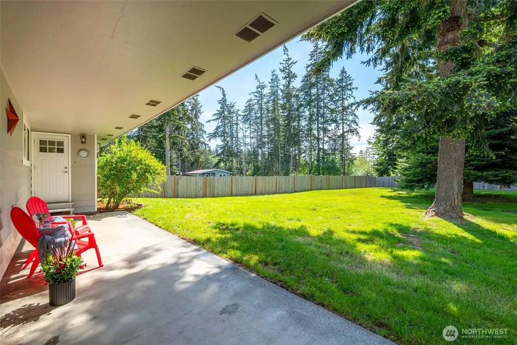 1992 Virginia Avenue Coupeville WA 98239