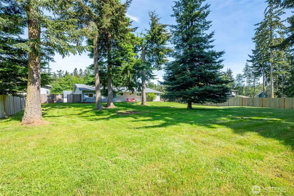 1992 Virginia Avenue Coupeville WA 98239