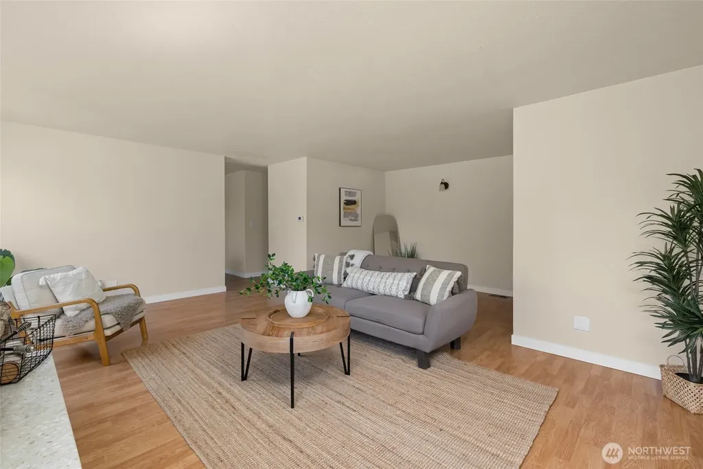 1992 Virginia Avenue Coupeville WA 98239