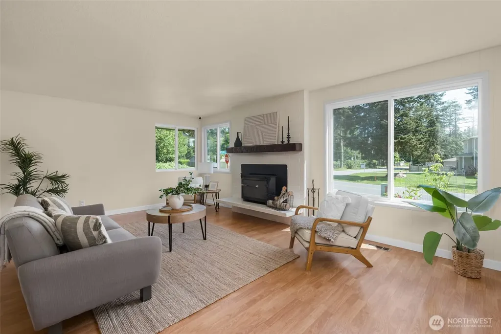 1992 Virginia Avenue Coupeville WA 98239