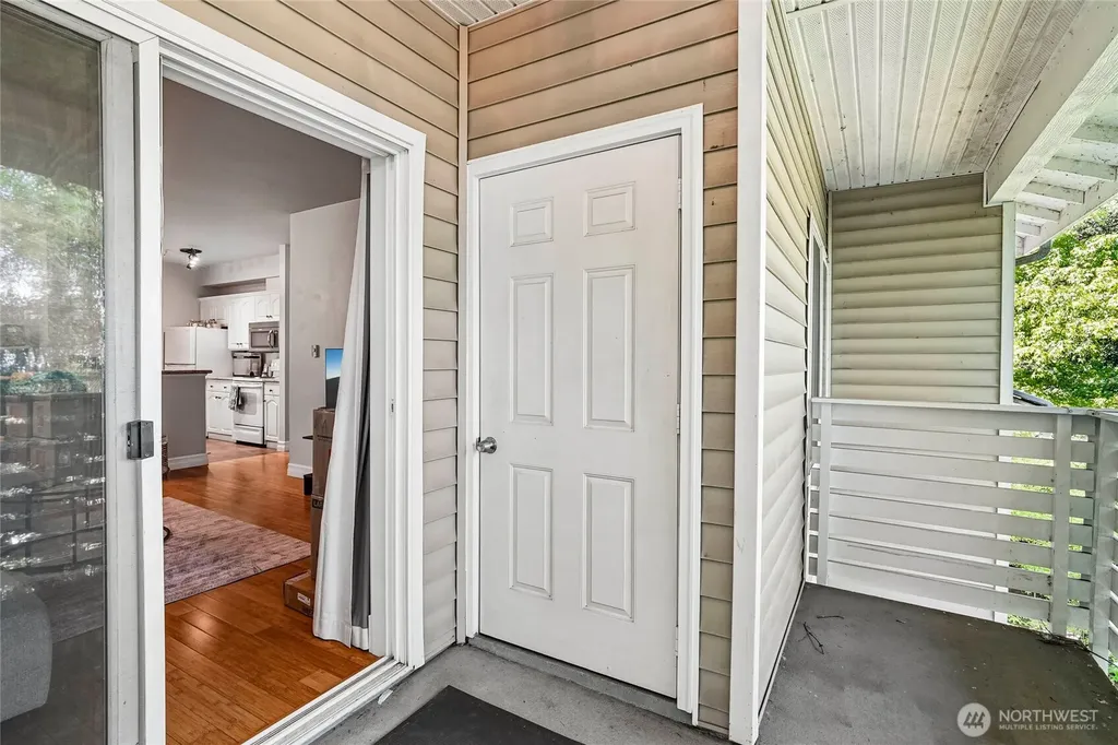 801 Rainier Avenue N Renton WA 98057