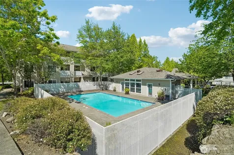 801 Rainier Avenue N Renton WA 98057