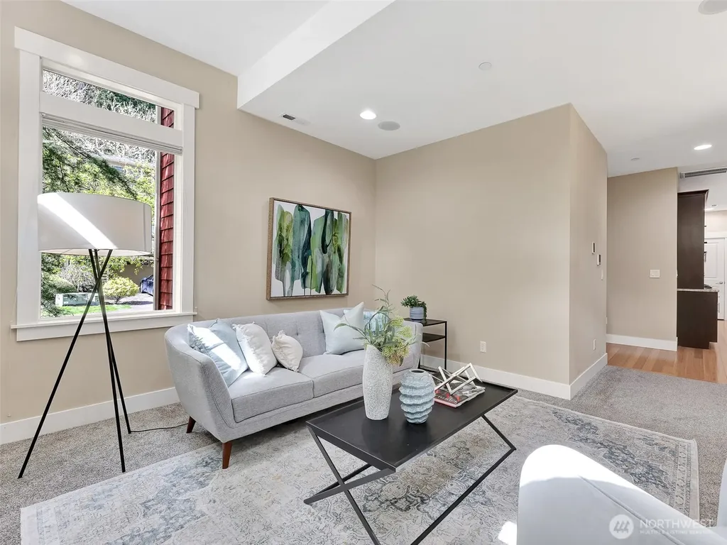 9060 177th Place NE Redmond WA 98052