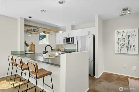241 11th Avenue E Seattle WA 98102