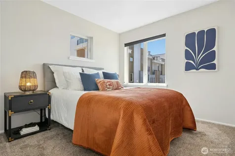 241 11th Avenue E Seattle WA 98102
