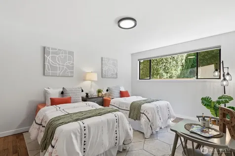 3544 NE 113th Street Seattle WA 98125