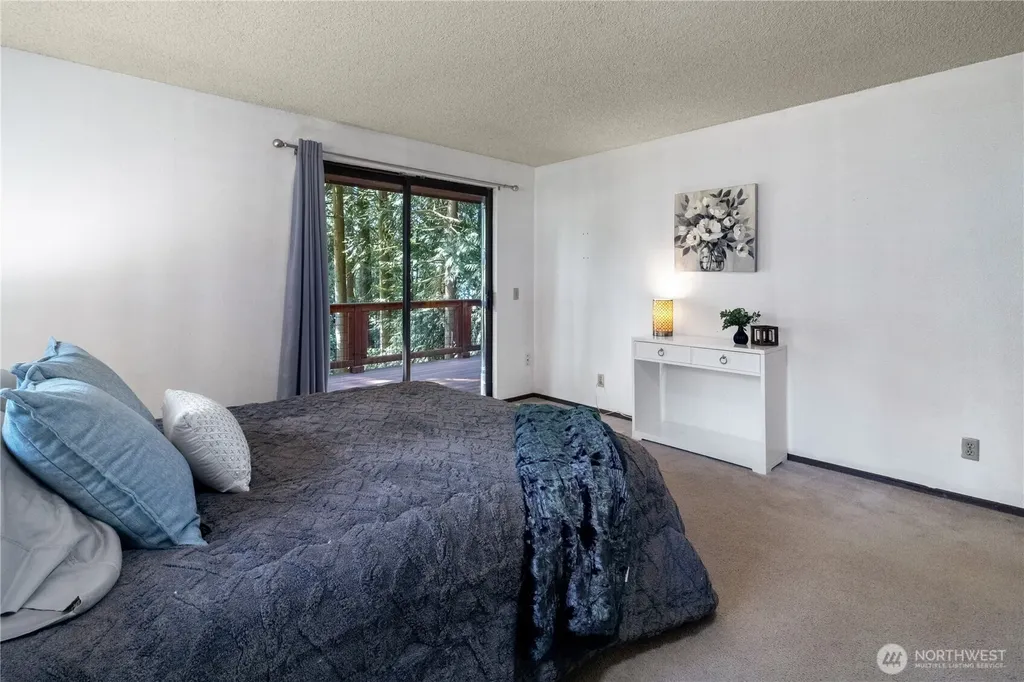 12 Swallow Circle Bellingham WA 98229