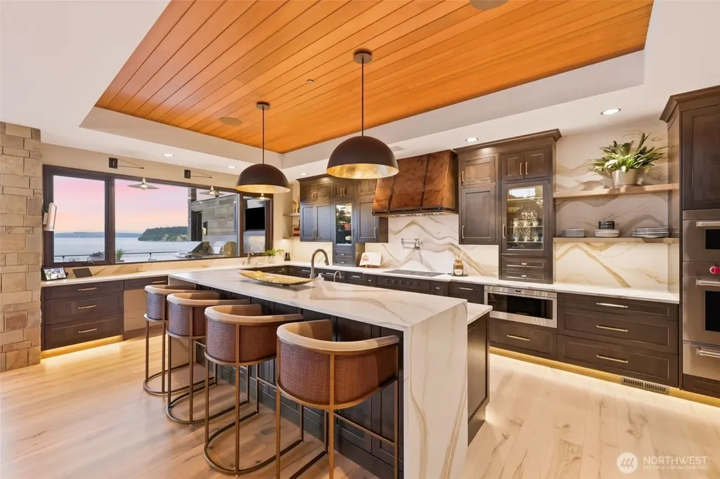 2854 Soundview Lane NW Gig Harbor WA 98335