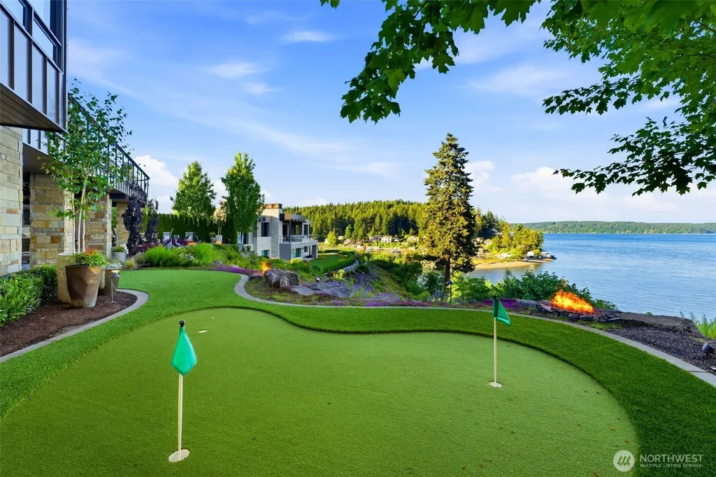 2854 Soundview Lane NW Gig Harbor WA 98335