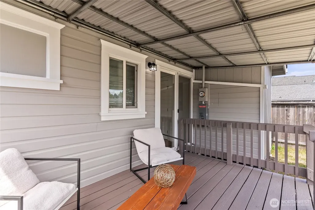139 N Lenore Avenue Arlington WA 98223