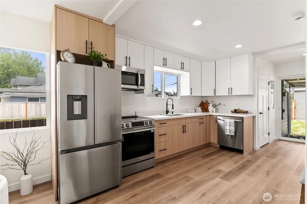 139 N Lenore Avenue Arlington WA 98223