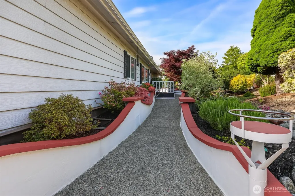 903 240th Place SW Bothell WA 98021