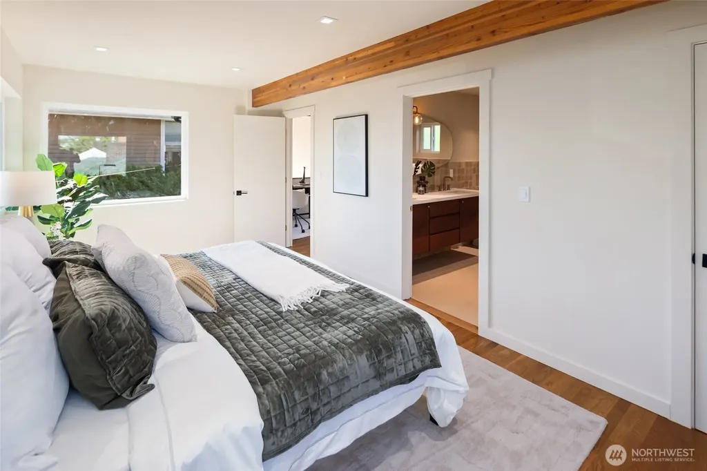 3734 SW Tillman Street Seattle WA 98126