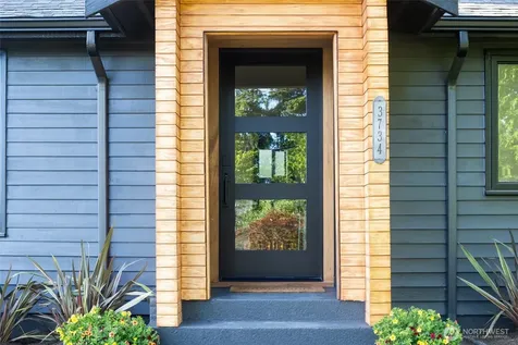 3734 SW Tillman Street Seattle WA 98126