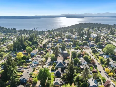 3734 SW Tillman Street Seattle WA 98126