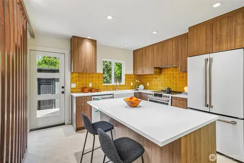 3734 SW Tillman Street Seattle WA 98126