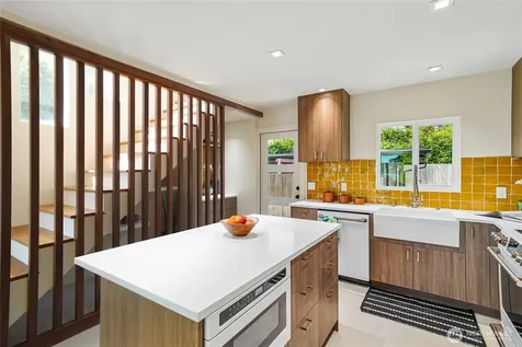 3734 SW Tillman Street Seattle WA 98126