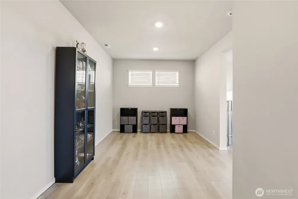 6061 Addison Road SW Port Orchard WA 98367