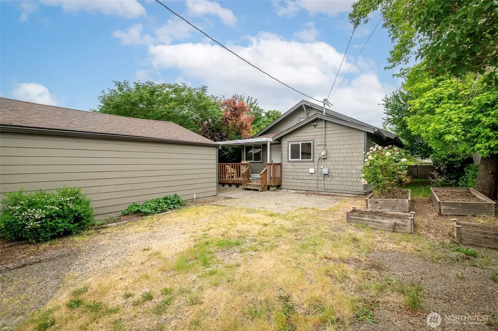 3711 S Cushman Avenue Tacoma WA 98418