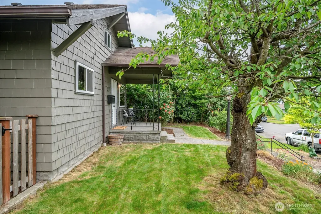 3711 S Cushman Avenue Tacoma WA 98418