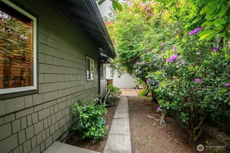 3711 S Cushman Avenue Tacoma WA 98418