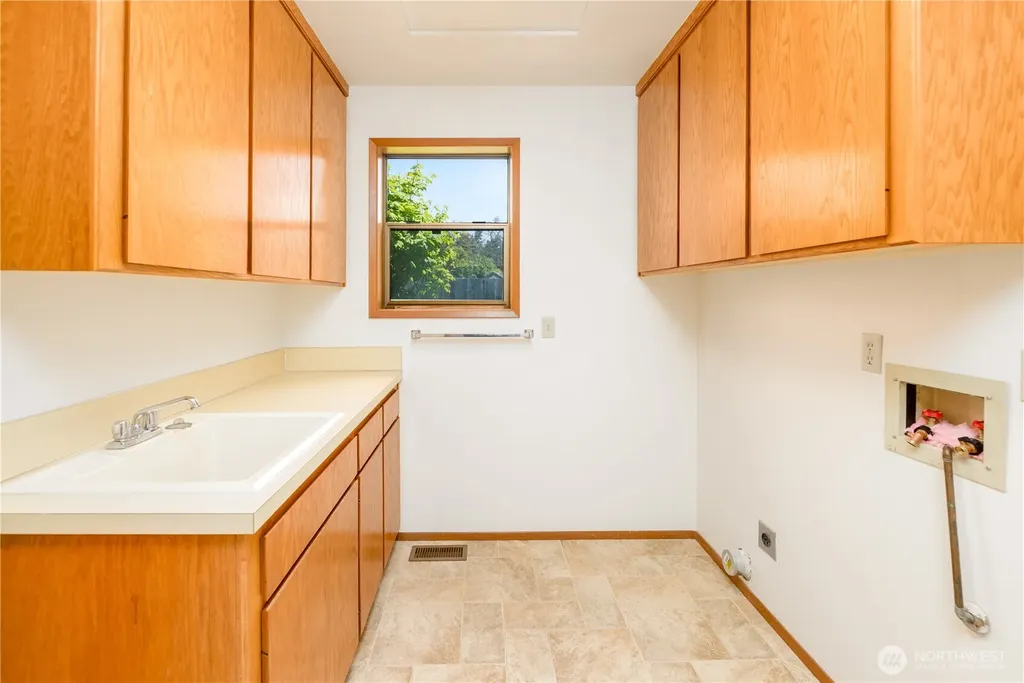 164 Calbert Road Port Angeles WA 98362