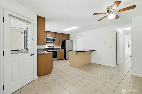 32508 2nd Place S Federal Way WA 98003