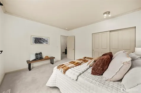 4450 248th Lane SE Sammamish WA 98029