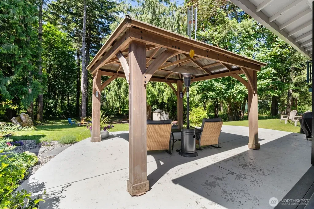 5519 Johnson Point Road NE Olympia WA 98516