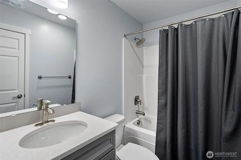 439 Sunnyhill Road W Bremerton WA 98312