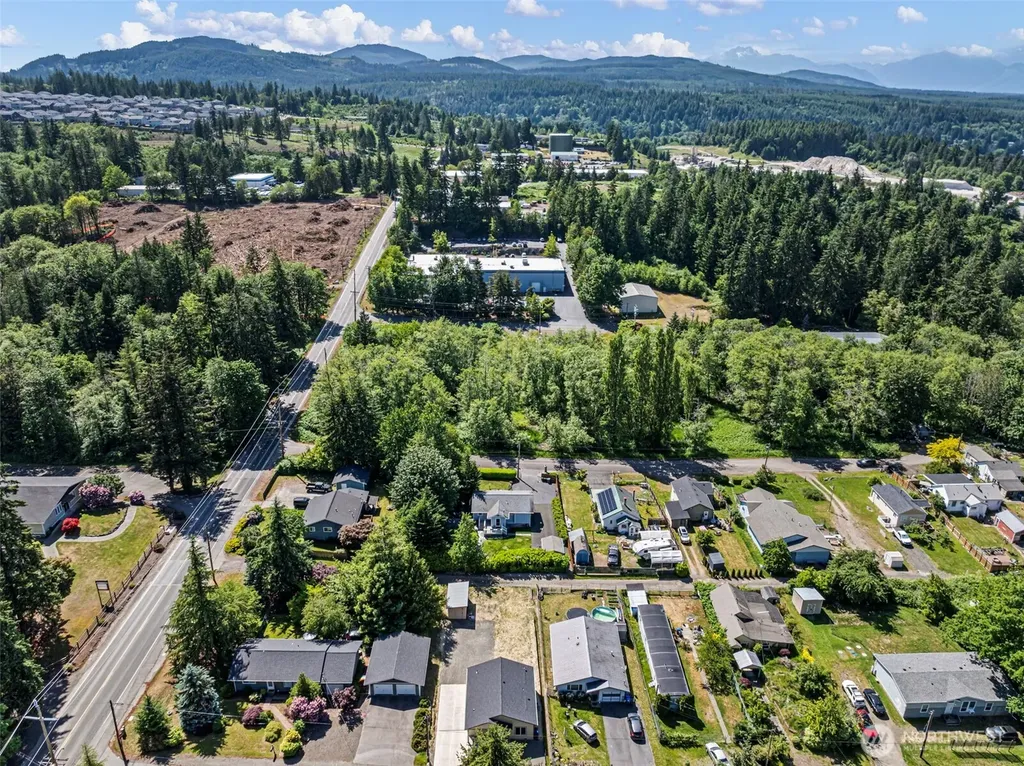 439 Sunnyhill Road W Bremerton WA 98312