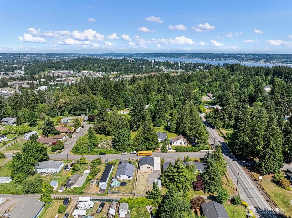 439 Sunnyhill Road W Bremerton WA 98312