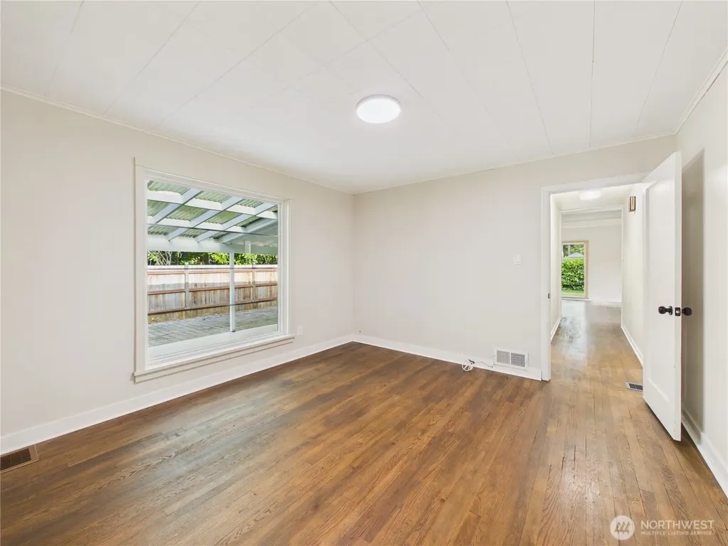 6351 Lake Avenue SW Lakewood WA 98499