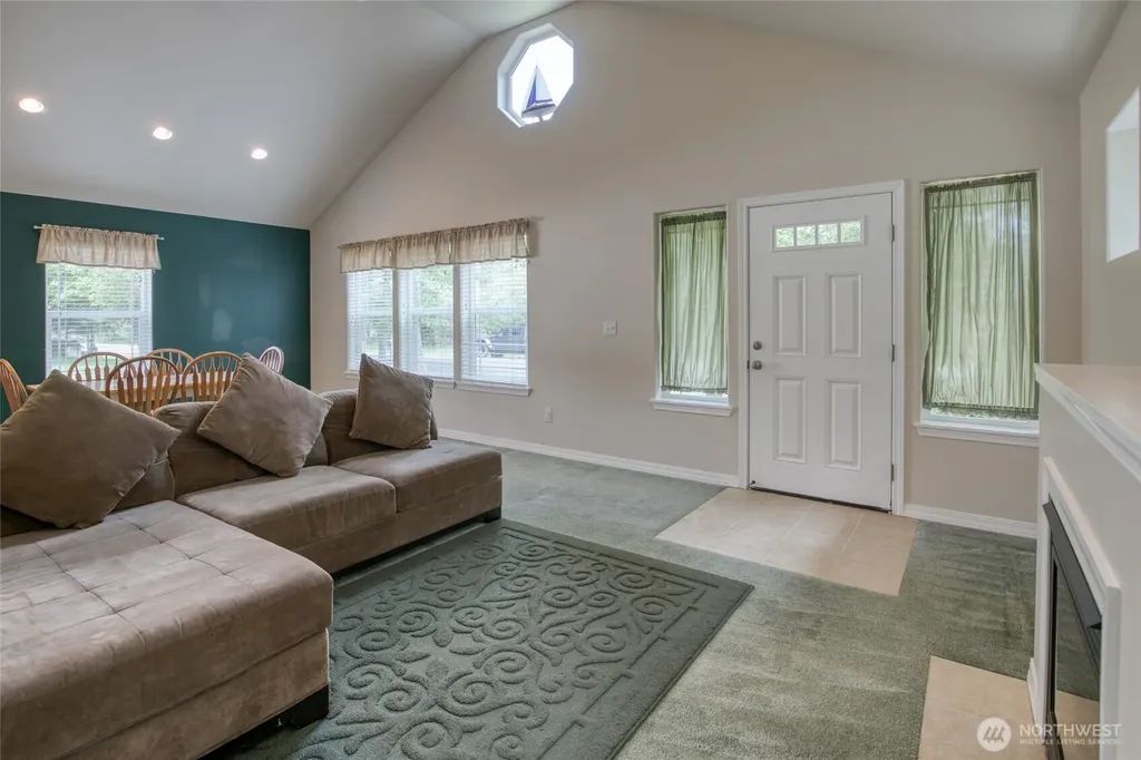 899 Wawona Avenue SW Ocean Shores WA 98569