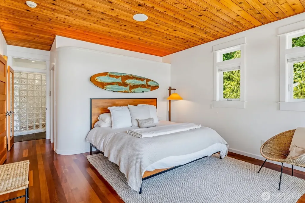 3709 140th Avenue SW Lakebay WA 98349