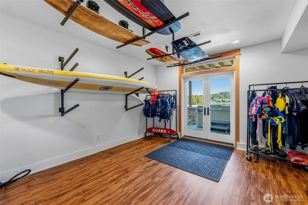 3709 140th Avenue SW Lakebay WA 98349