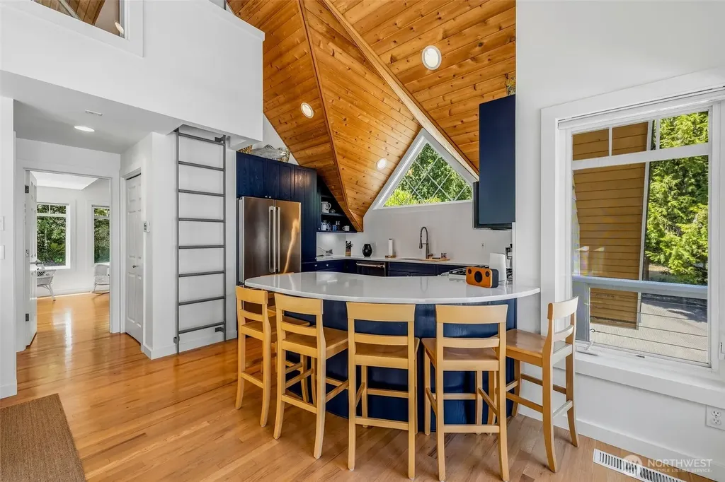 3709 140th Avenue SW Lakebay WA 98349