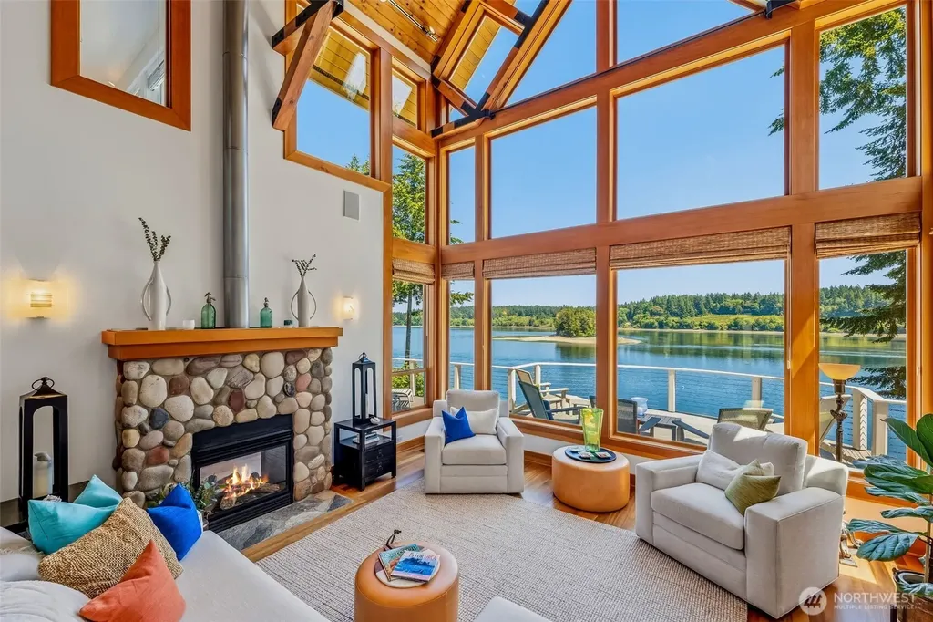 3709 140th Avenue SW Lakebay WA 98349
