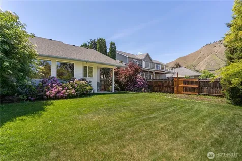 1720 Rainier Street Wenatchee WA 98801