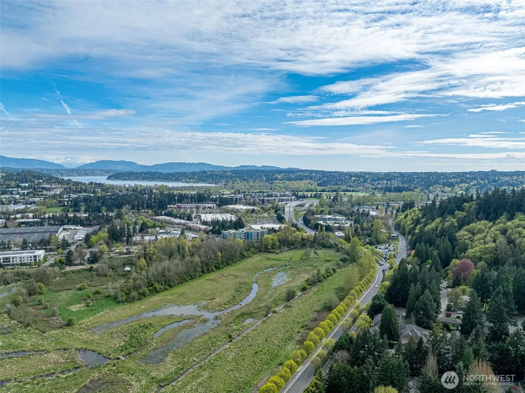 9060 177th Place NE Redmond WA 98052