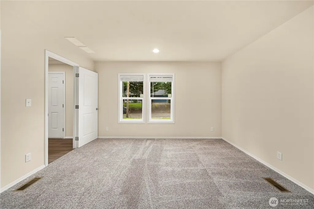 18326 Tapaderos Street SE Yelm WA 98597
