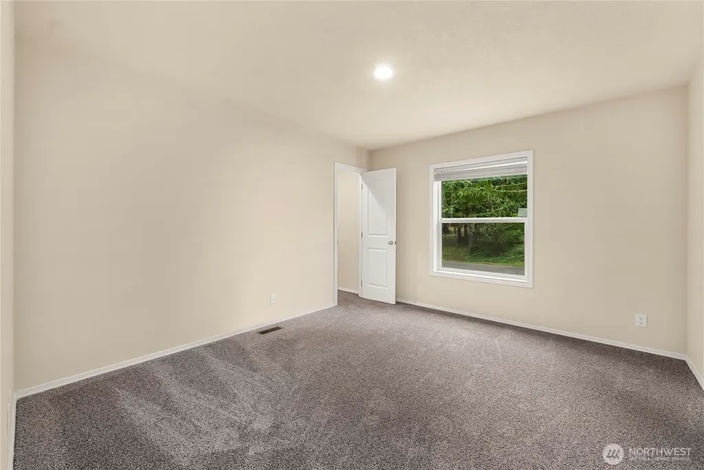 18326 Tapaderos Street SE Yelm WA 98597