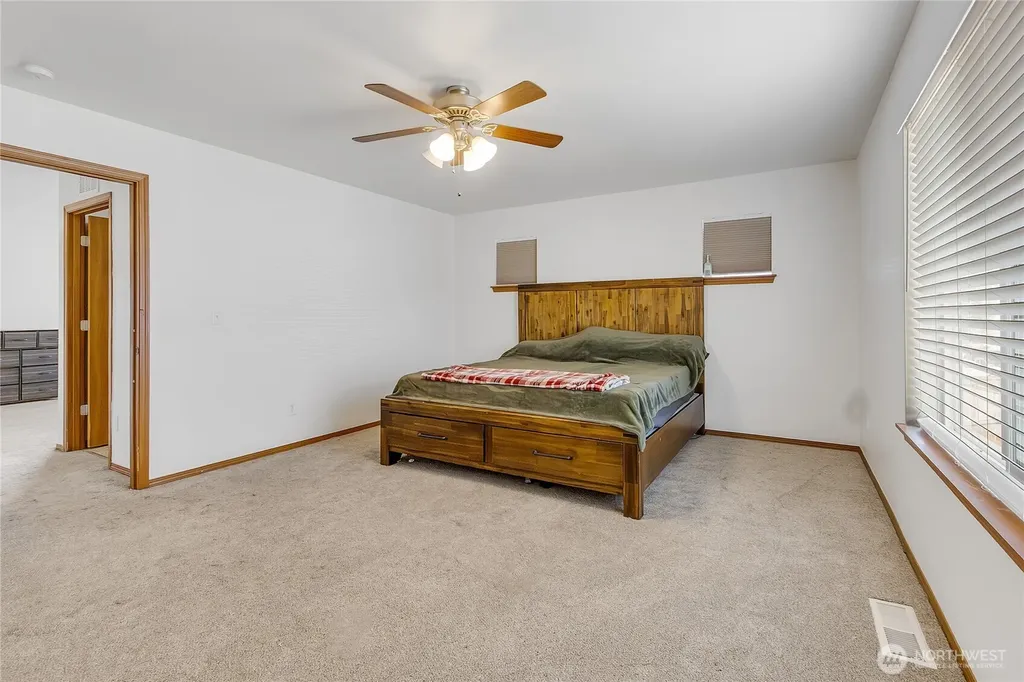 10014 Dragt Street SE Yelm WA 98597
