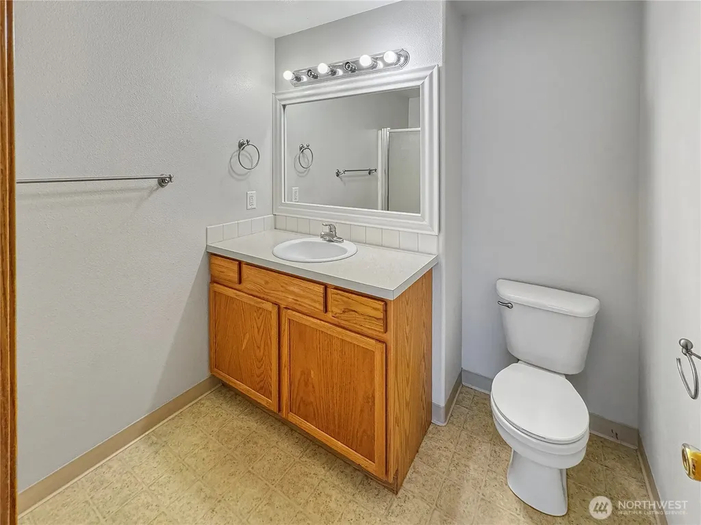 5209 NE 25th Place Vancouver WA 98663