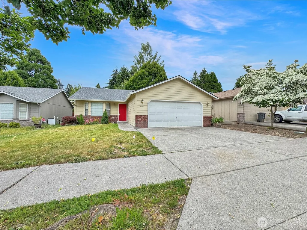 5209 NE 25th Place Vancouver WA 98663
