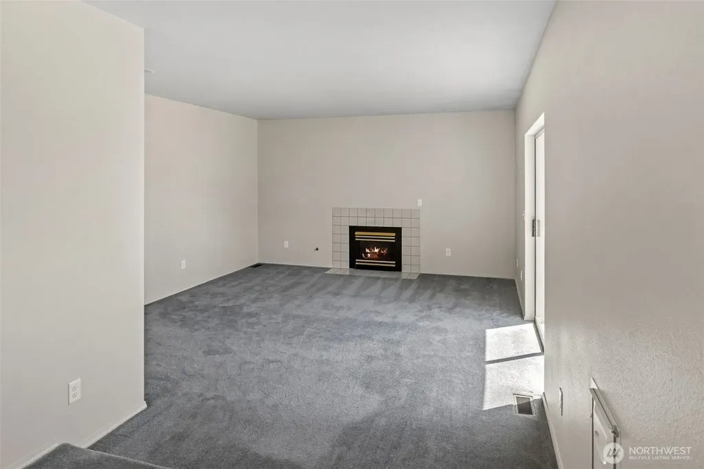 14833 41st Place S Seattle WA 98168