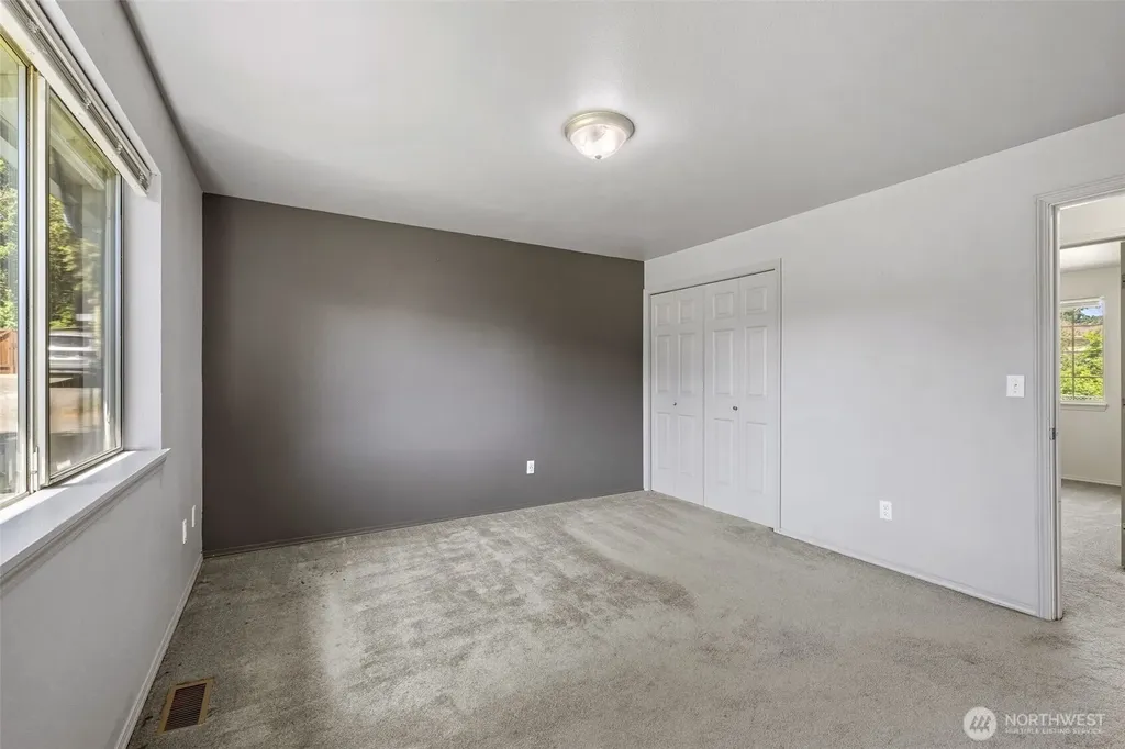 14833 41st Place S Seattle WA 98168